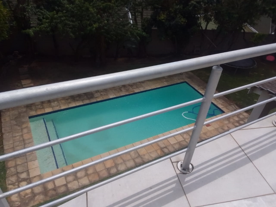 To Let 4 Bedroom Property for Rent in Nahoon Eastern Cape